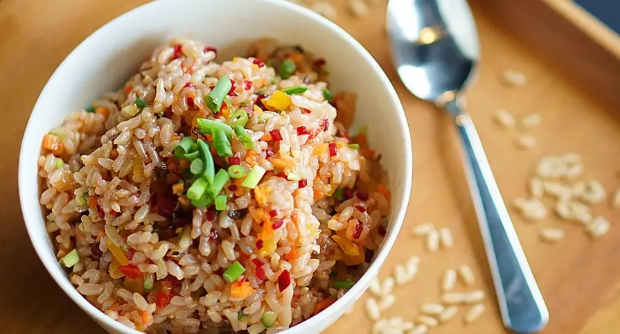 狗吃糙米飯好處 狗吃糙米飯好處