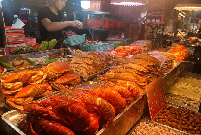 蒜炒魚皮餐廳 蒜炒魚皮餐廳