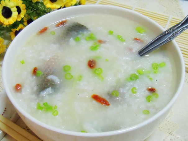 虱目魚皮粥做法 虱目魚皮粥做法
