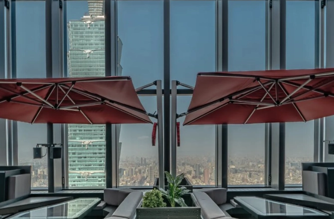 台北信義區餐廳聊天