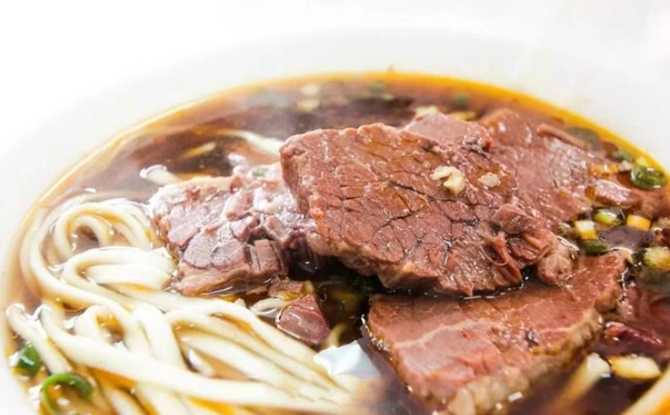 高雄夢時代附近餐廳