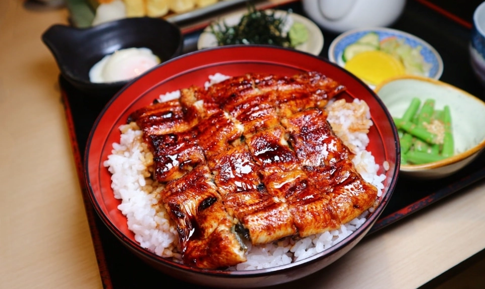 屏東勝利星村美食