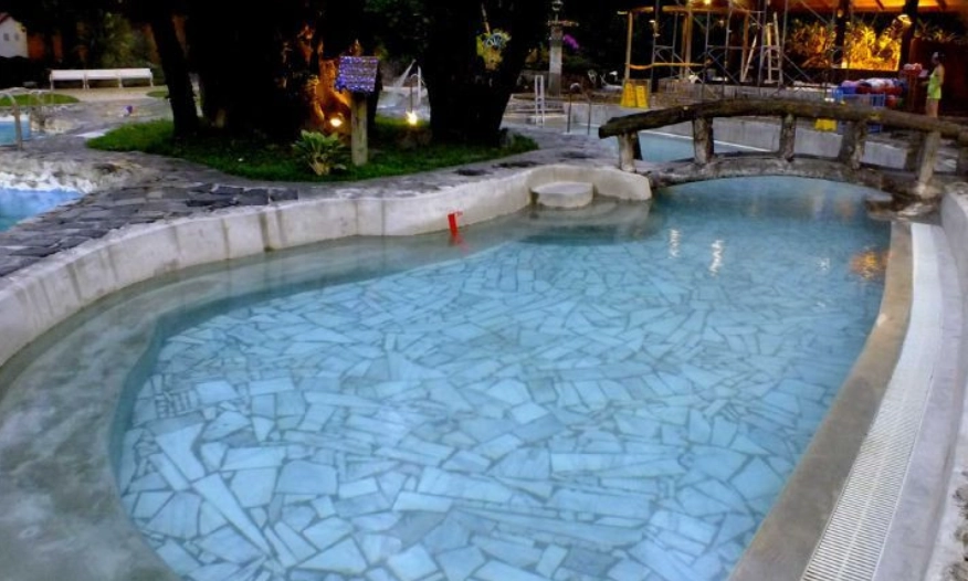 神隱少女場景溫泉