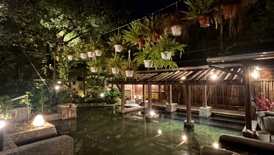 神隱少女場景溫泉